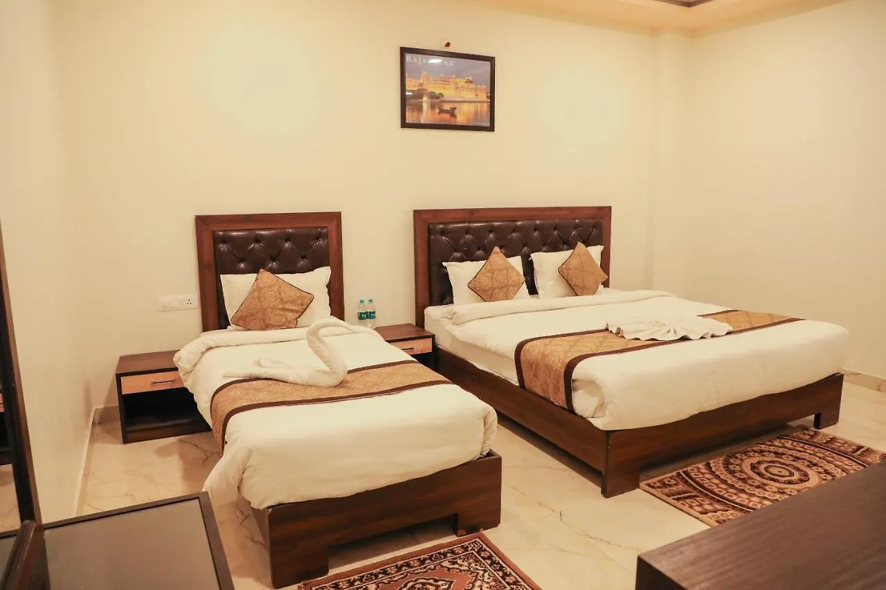 Ratnam Palace, Udipole Udaipur Hotel
