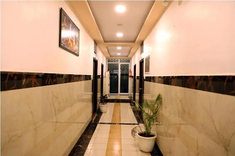 Ratnam Palace, Udipole Udaipur Hotel