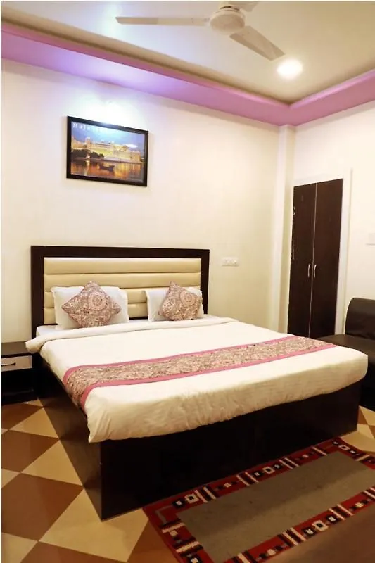 Ratnam Palace, Udipole Udaipur Hotel 3*,  India