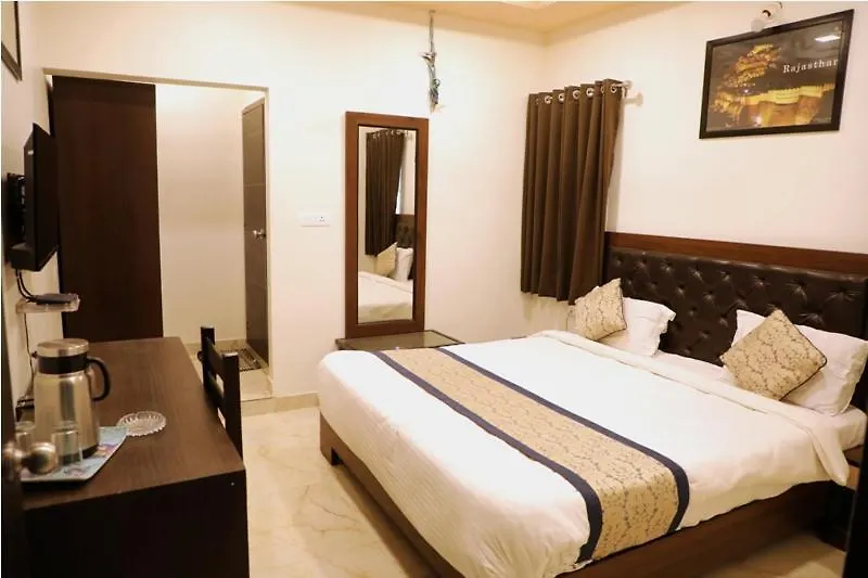 Ratnam Palace, Udipole Udaipur Hotel India